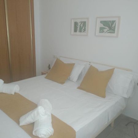 Love Rent4 Malaga Spiteri Exteriör bild