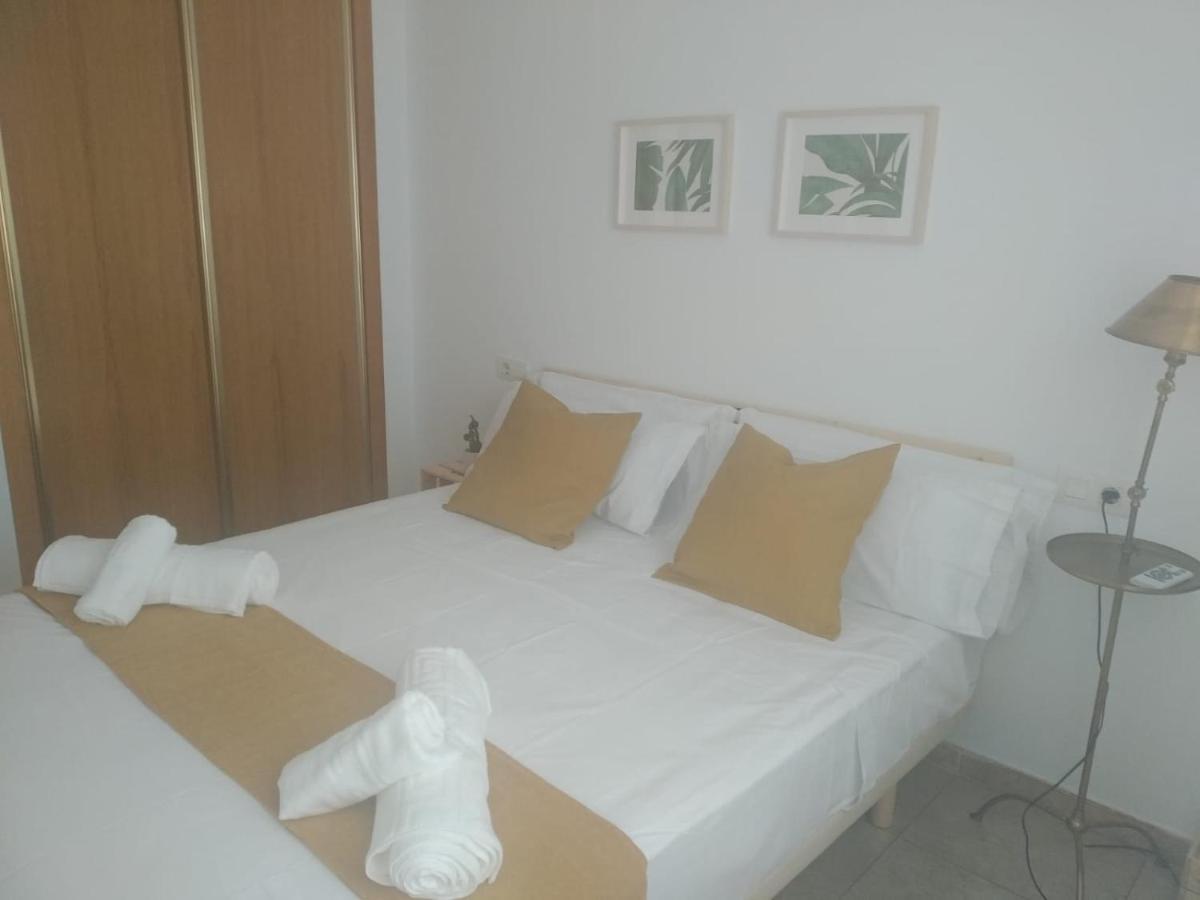 Love Rent4 Malaga Spiteri Exteriör bild